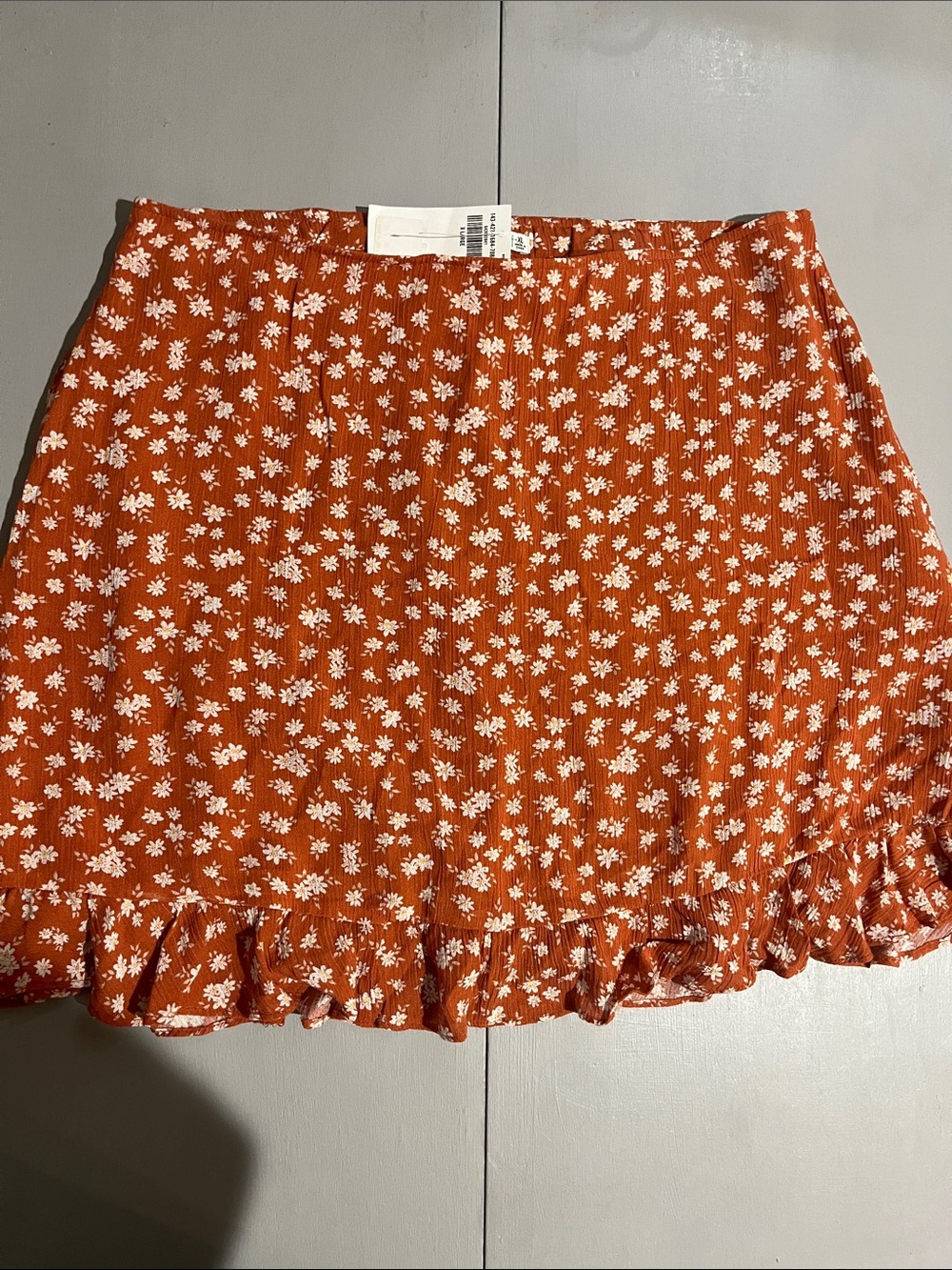 Abercrombie & Fitch Rust Orange Mini Skirt with White Daisy Print